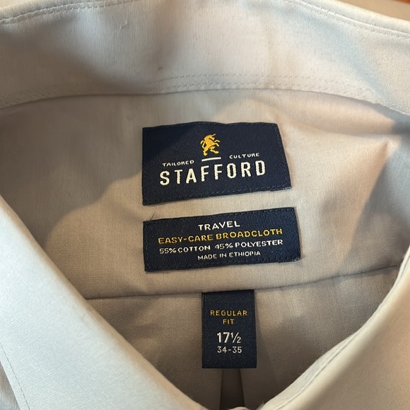 Men’s Stafford Easy-Care Regular Fit Dress Shirt - Picture 3 of 3